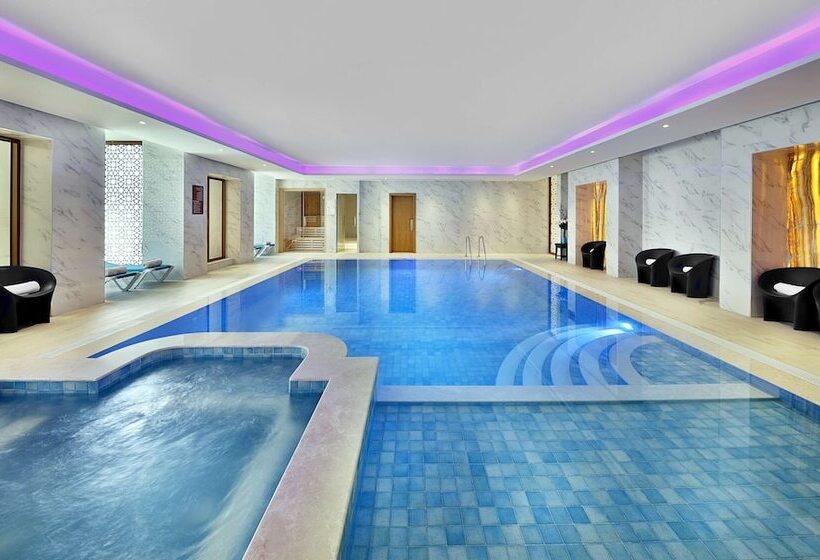Номер Клуб Вид на Море, Doubletree By Hilton Resort & Spa Marjan Island