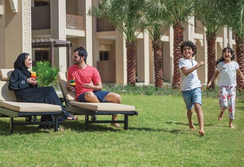 Club Room Sea View, Doubletree By Hilton Resort & Spa Marjan Island