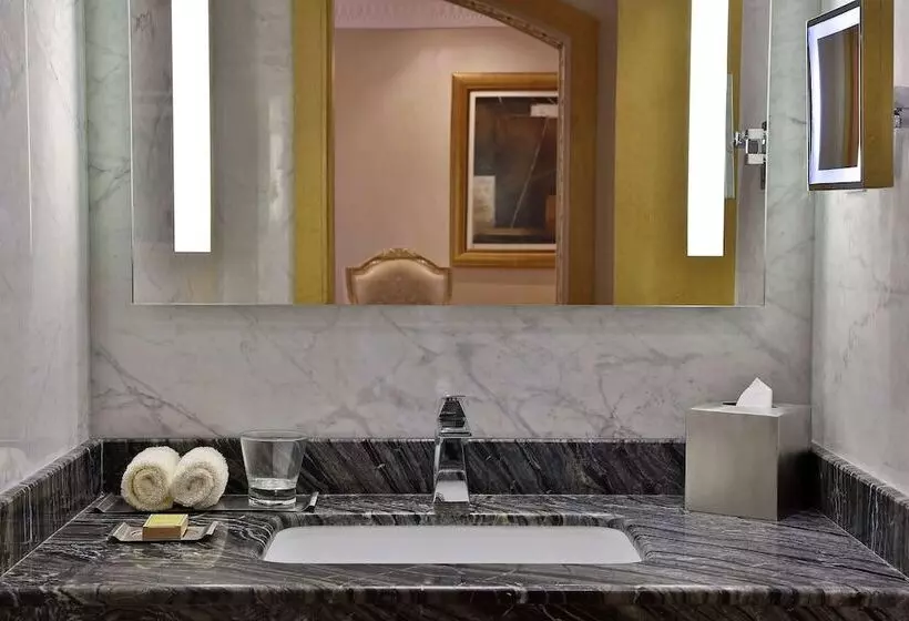 Royal Suite