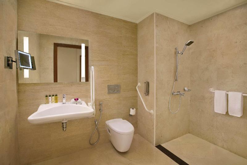 اتاق استاندارد با تخت بزرگ, Doubletree By Hilton Resort & Spa Marjan Island