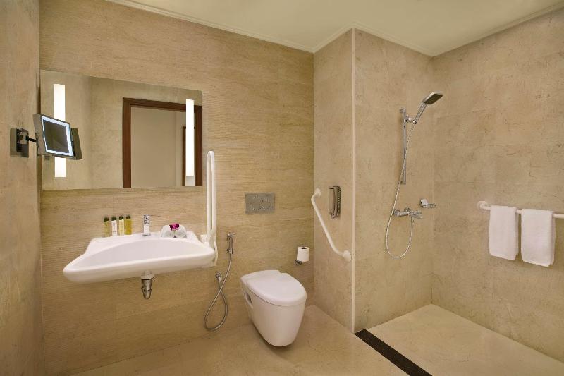 اتاق استاندارد با تخت بزرگ, Doubletree By Hilton Resort & Spa Marjan Island