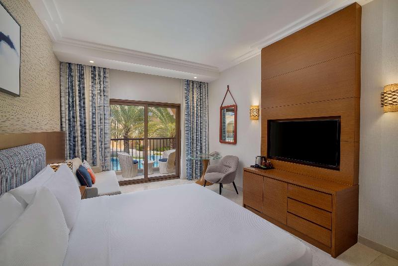 Номер Стандарт с Балконом, Doubletree By Hilton Resort & Spa Marjan Island