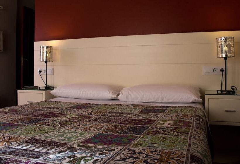 اتاق استاندارد, Hostal San Vicente Ii
