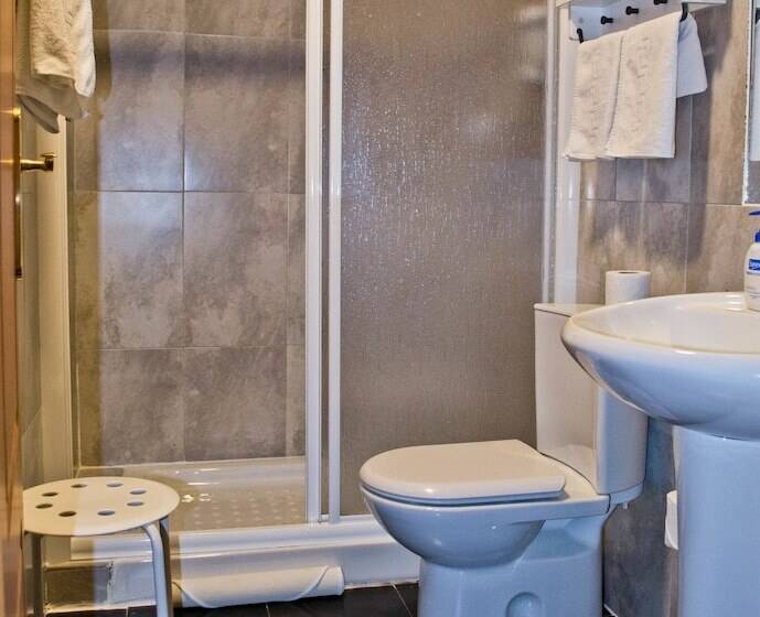 اتاق استاندارد یک نفره, Hostal San Vicente Ii