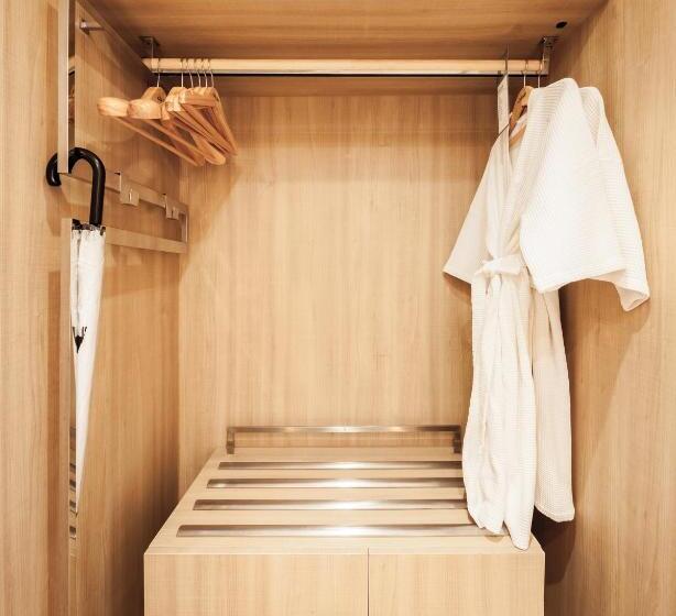 اتاق لوکس با تخت بزرگ, Ad Lib Hotel Bangkok