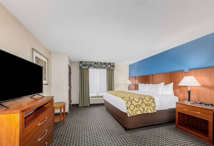 جناح لذوى الاحتياجات الخاصة, Baymont By Wyndham Pratt