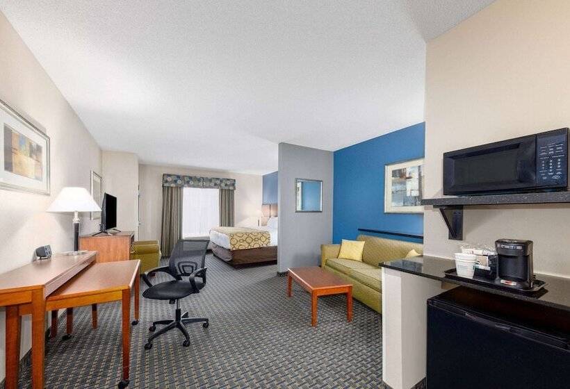 جناح, Baymont By Wyndham Pratt