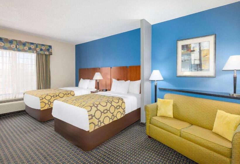 جناح لذوى الاحتياجات الخاصة, Baymont By Wyndham Pratt