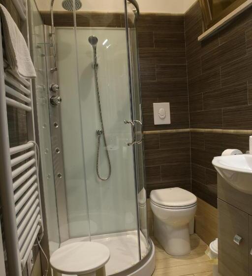 标准间, Busignani