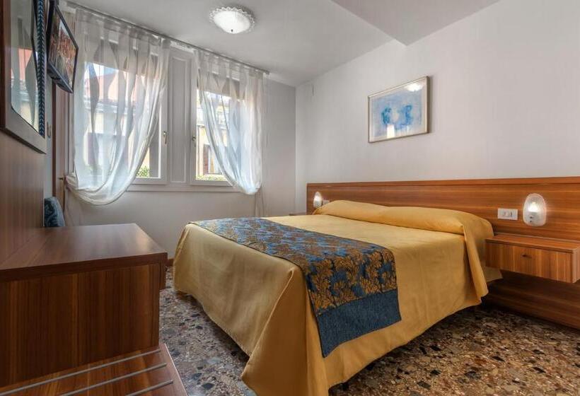 اتاق استاندارد, Casa Boccassini