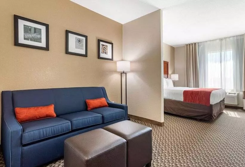 Sviitti, Comfort Inn & Suites Navasota