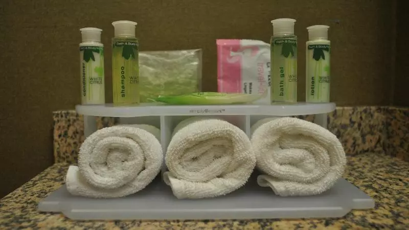 キングサイズベッドのスタンダードルーム, Holiday Inn Express Greensburg, An Ihg