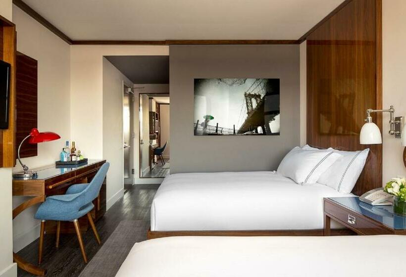 高级大房间, Hugo