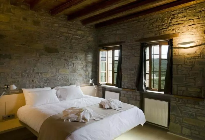 سوییت اجرایی, Kipi Suites