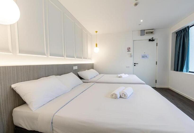 Standard Quadruple Room