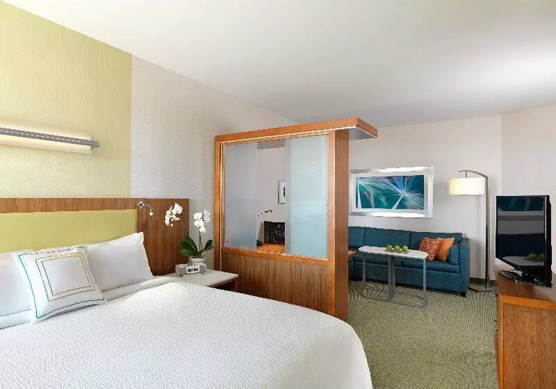 キングサイドベッドのスタンダードワンルーム, Springhill Suites By Marriott Anaheim Maingate