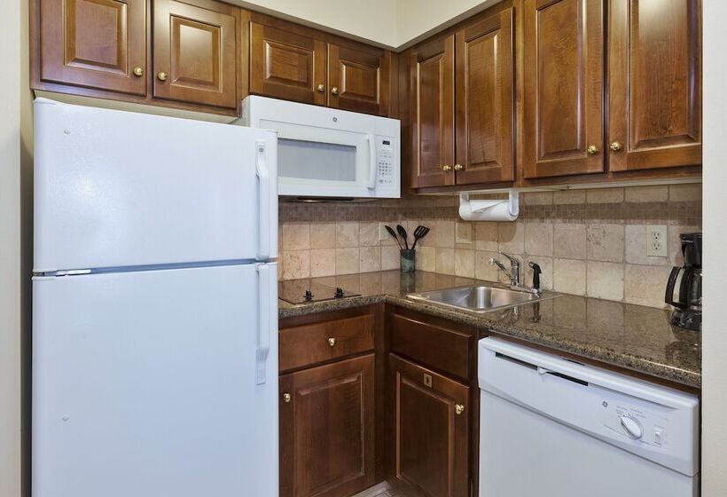 سوییت, Staybridge Suites Lansing   Okemos By Ihg