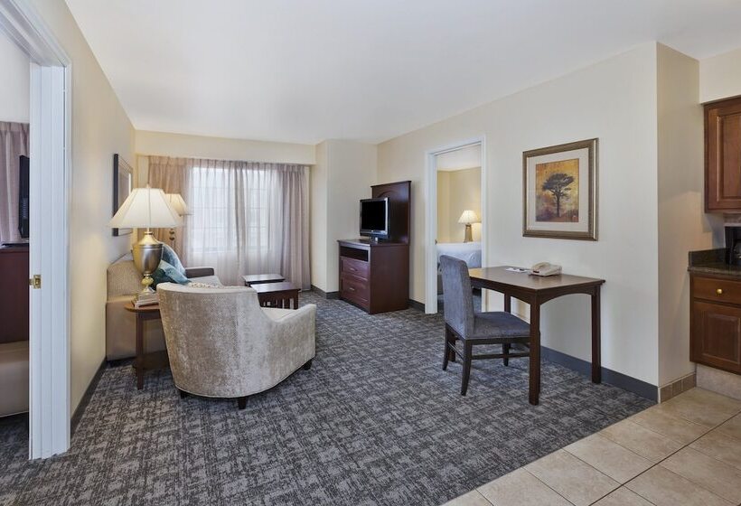 سوییت, Staybridge Suites Lansing   Okemos By Ihg