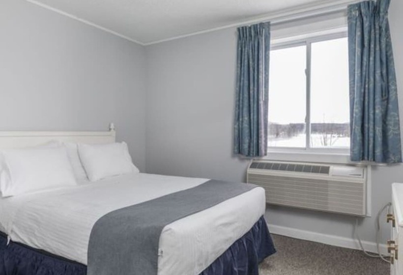 غرفة أساسية سرير مزدوج, Winnisquam Lake Inn