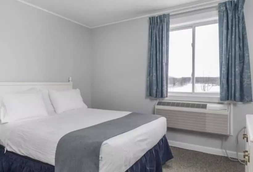 ダブルベッドのベーシックルーム, Winnisquam Lake Inn