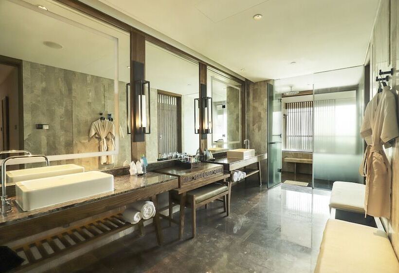 חדר קלאסי עם מיטה זוגית ונוף לים, Intercontinental Sanya Haitang Bay Resort, An Ihg