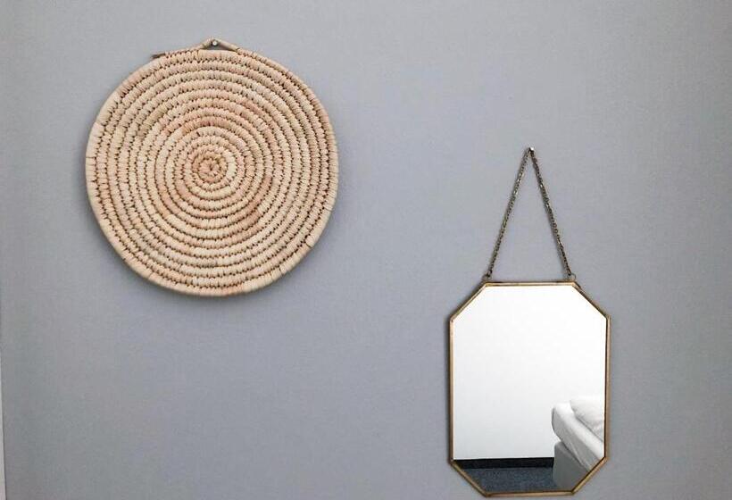 اتاق استاندارد یک تخته با سرویس بهداشتی مشترک, Pension Absolut Berlin