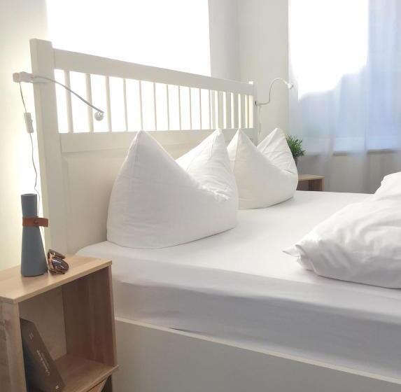 اتاق اکونومی, Pension Absolut Berlin