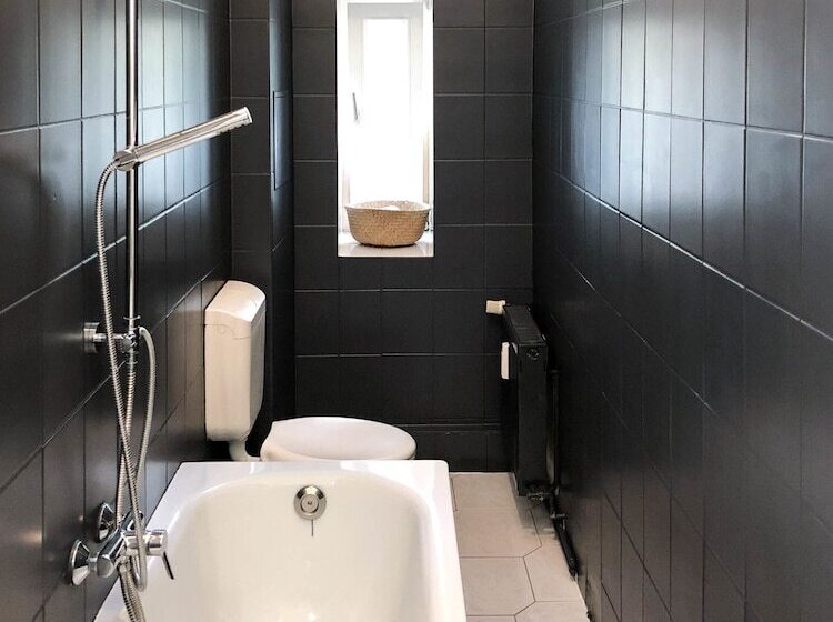 اتاق استاندارد یک نفره, Pension Absolut Berlin