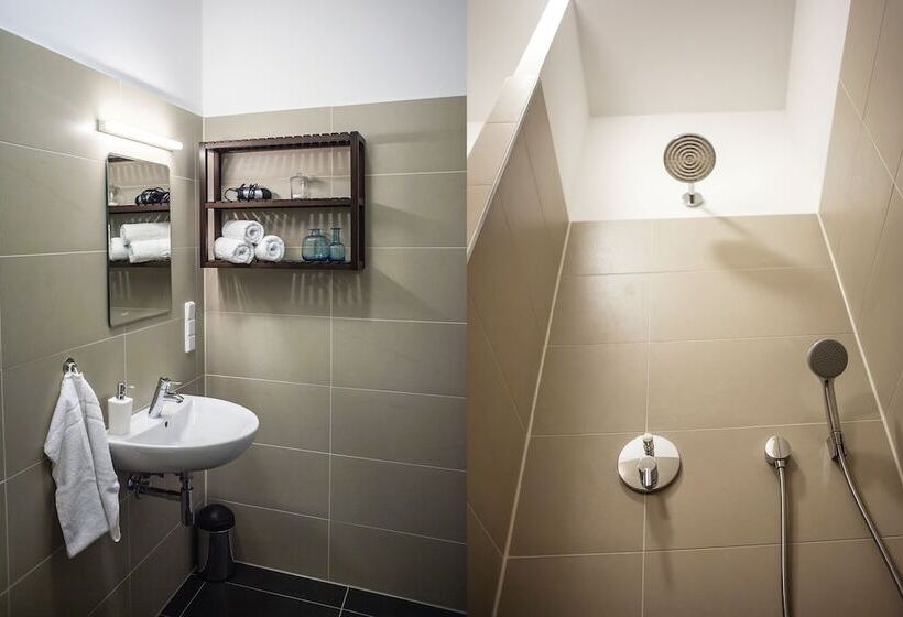 سوییت, Pension Absolut Berlin