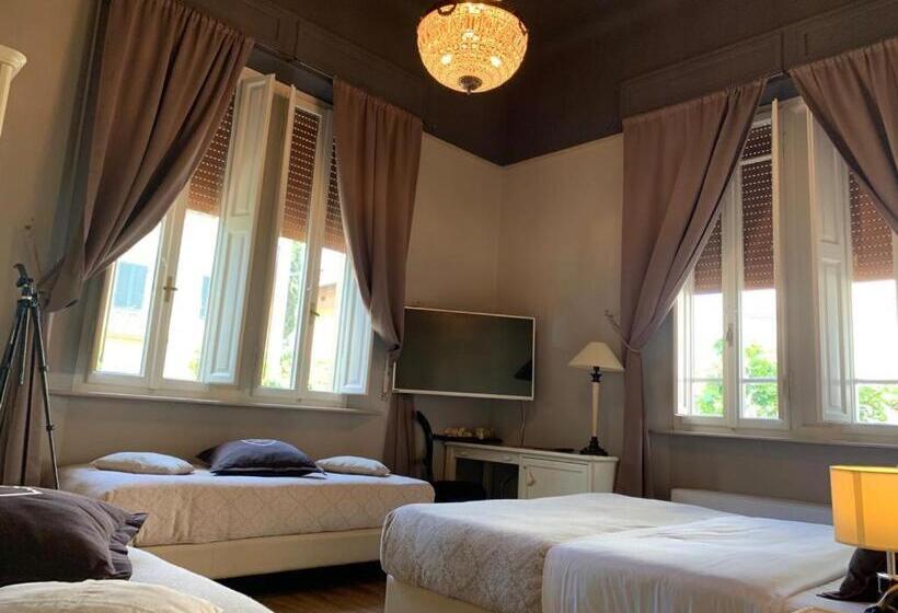 Chambre Familiale, Villa Tower Inn
