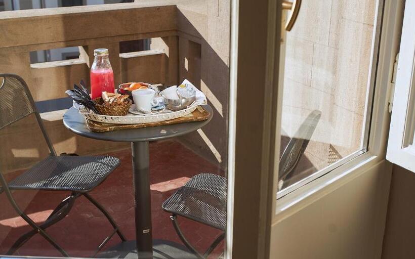 Suite Deluxe, Villa Tower Inn