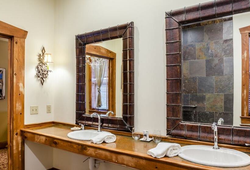 クラブルーム, The Inn At Leola Village, A Historic Hotel Of America