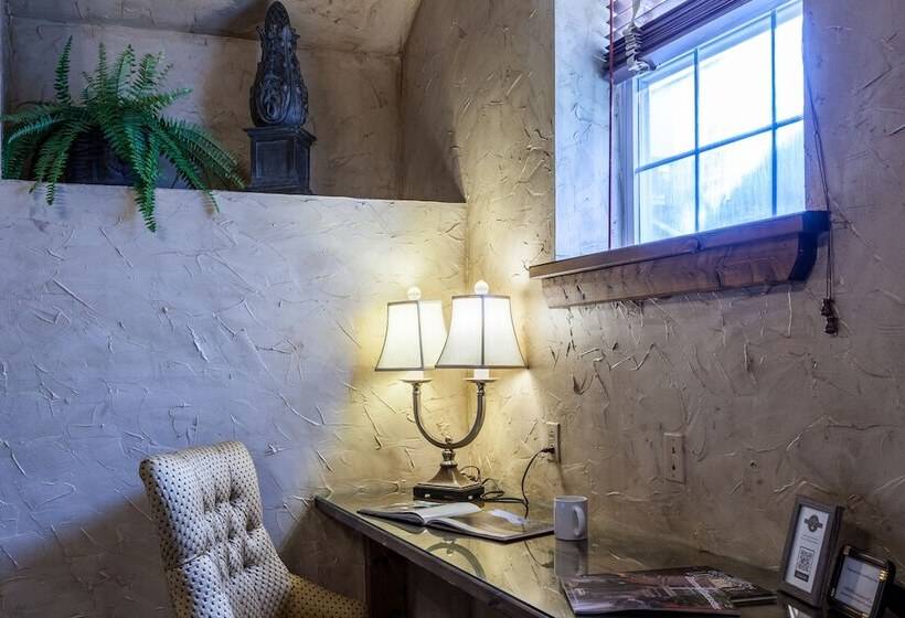 クラブルーム, The Inn At Leola Village, A Historic Hotel Of America