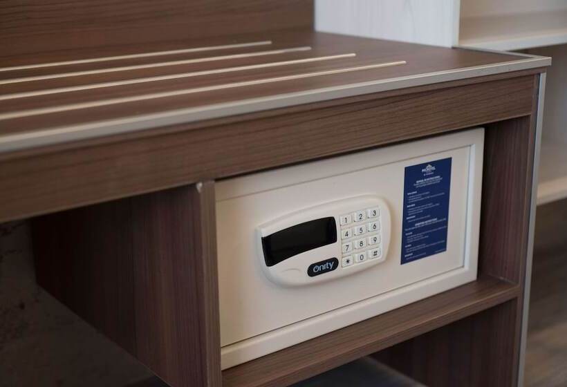 스탠다드 룸 더블 침대 2개, Microtel Inn & Suites By Wyndham Guadalajara Sur