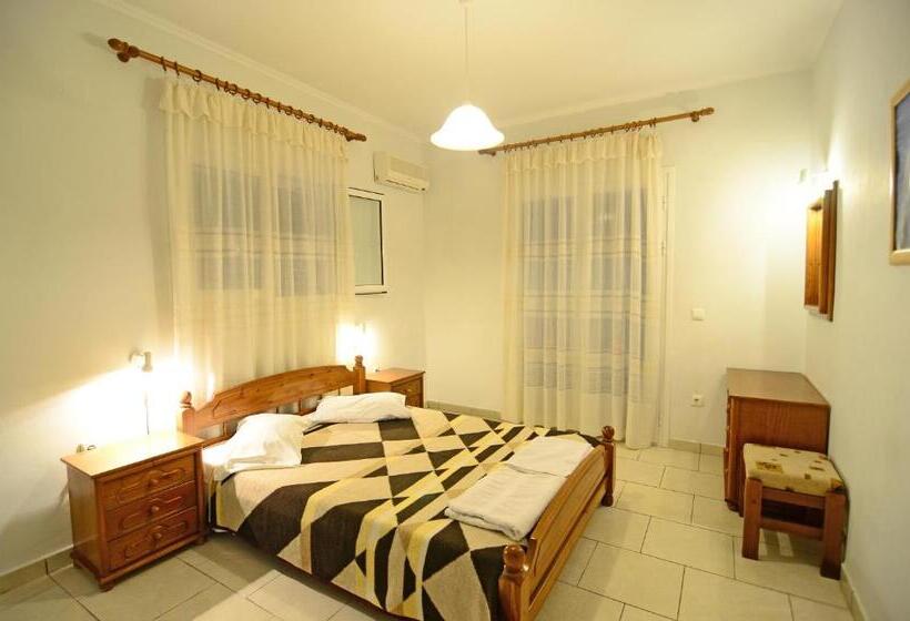 Семейные Апартаменты, Acapulco Marinos Apartments Adults Only