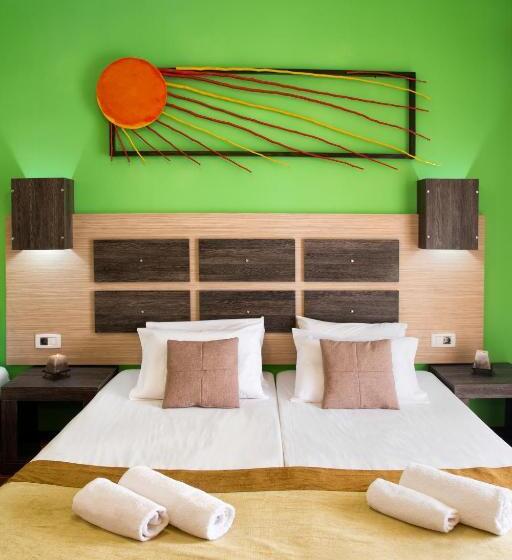 استودیوی سوپریور, Acapulco Marinos Apartments Adults Only