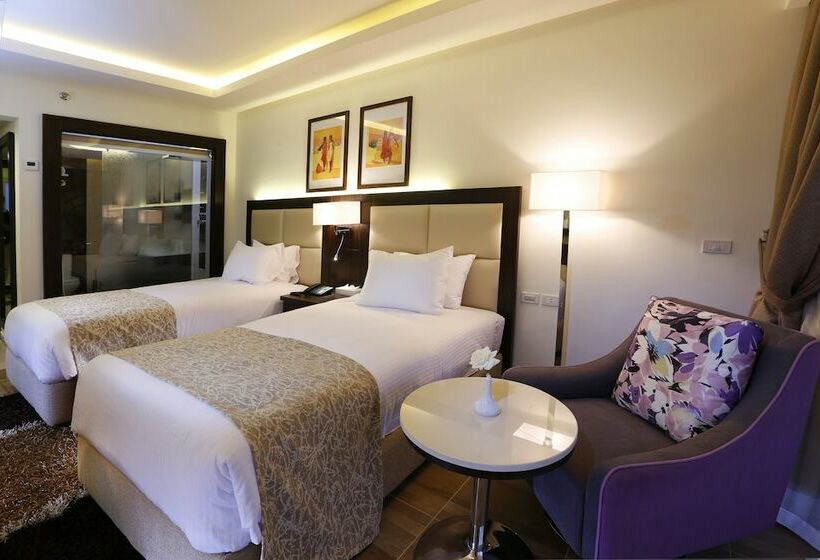 سوییت جونیور با چشم‌انداز استخر, Pickalbatros White Beach Resort  Hurghada