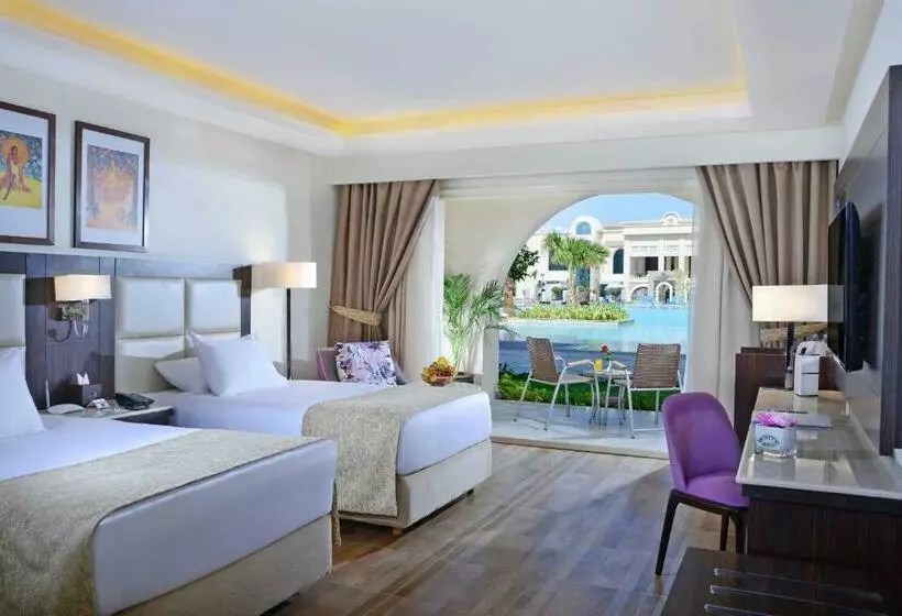 اتاق لوکس با چشم‌انداز دریا, Pickalbatros White Beach Resort  Hurghada