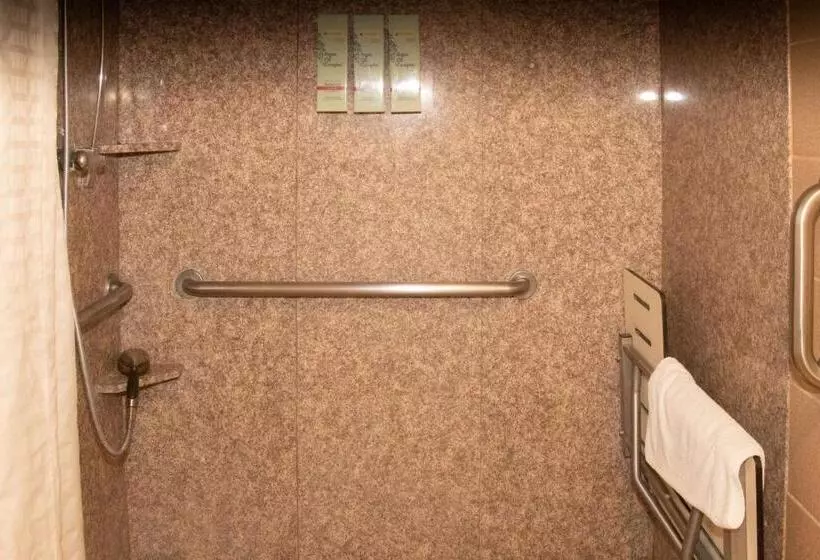 身障者適用スイートルーム, Best Western I 5 Inn & Suites