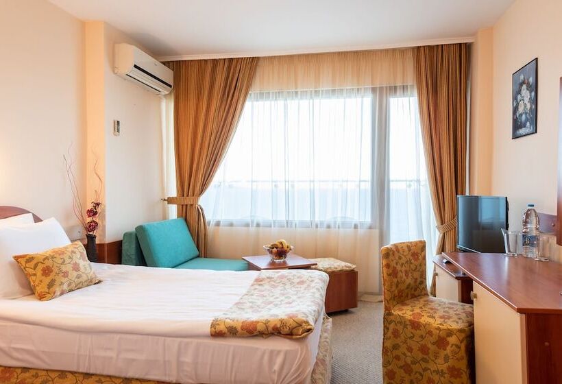 غرفة قياسية فردية مطلة علي البحر, Burgas Beach