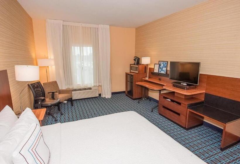 اتاق استاندارد با تخت بزرگ برای معلولان, Comfort Inn & Suites Akron South