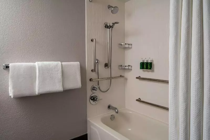 キングサイズベッドのスタンダードルーム, Courtyard By Marriott Covington / Mandeville