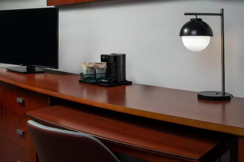 キングサイズベッドのスタンダードルーム, Courtyard By Marriott Covington / Mandeville