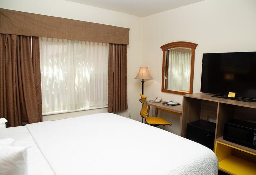 豪华套房, Days Inn By Wyndham Manitou Springs