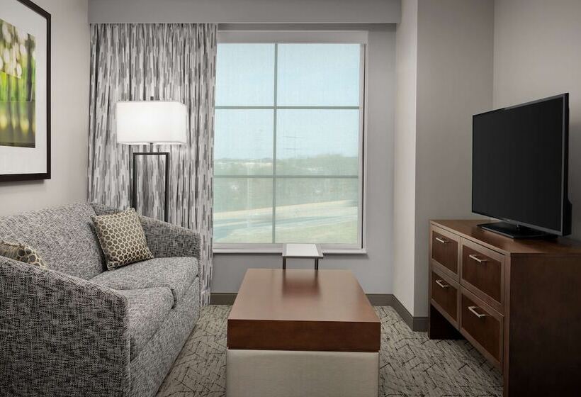 סוויטה מותאמת לאדם עם מוגבלויות, Embassy Suites Springfield