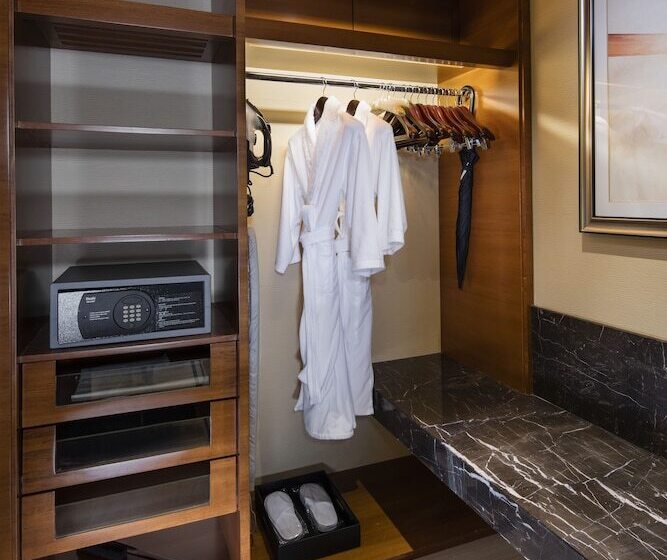 Номер Executive, Hilton Shijiazhuang