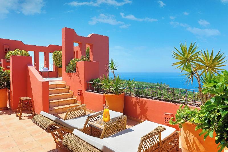 带大床的行政房间, Hilton Shijiazhuang