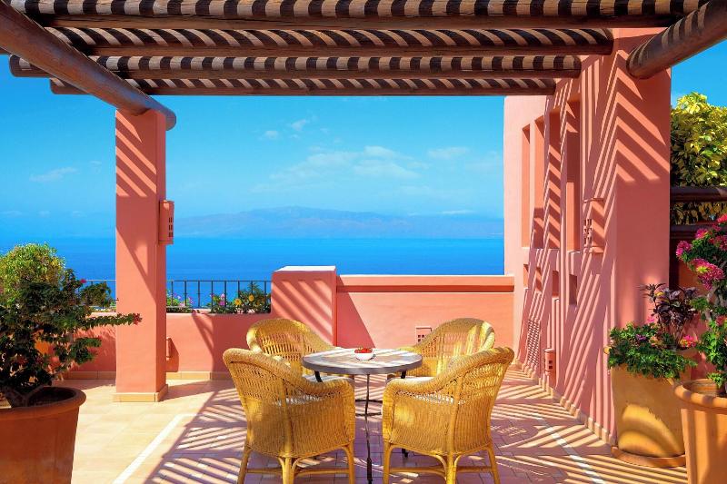 带大床的行政房间, Hilton Shijiazhuang