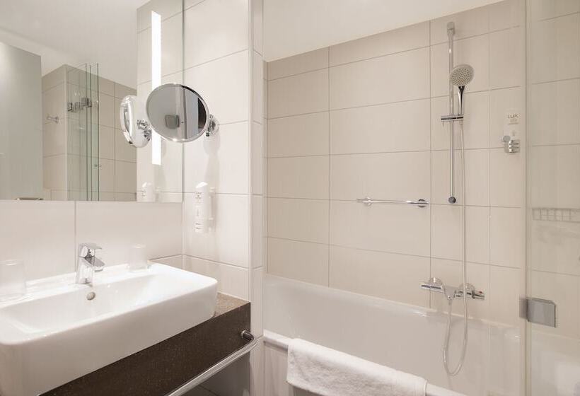 اتاق استاندارد, Holiday Inn Berlin City East Side, An Ihg