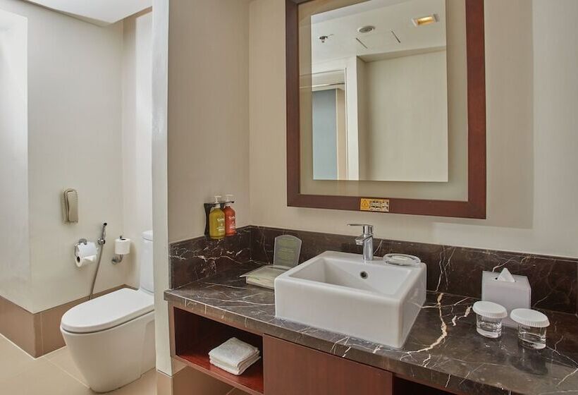 Quarto Estandar, Holiday Inn & Suites Makati, An Ihg